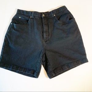 Cherokee women’s plus size 16W black jean shorts